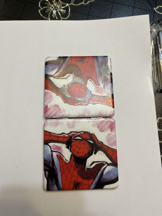 Карманное зеркало