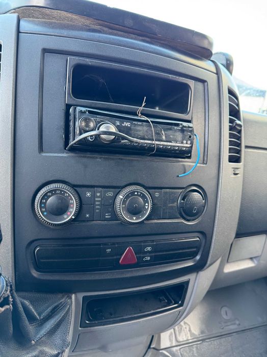 Dezmembrez, Dezmembrari, Piese Mercedes Sprinter w906 2.2  om646