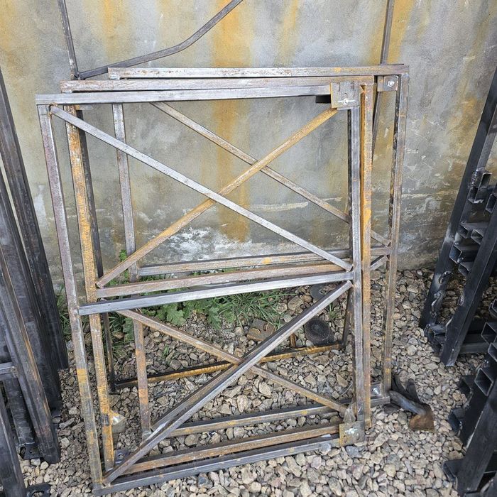 Угалог ва профиллар арзон нархларда сотилади