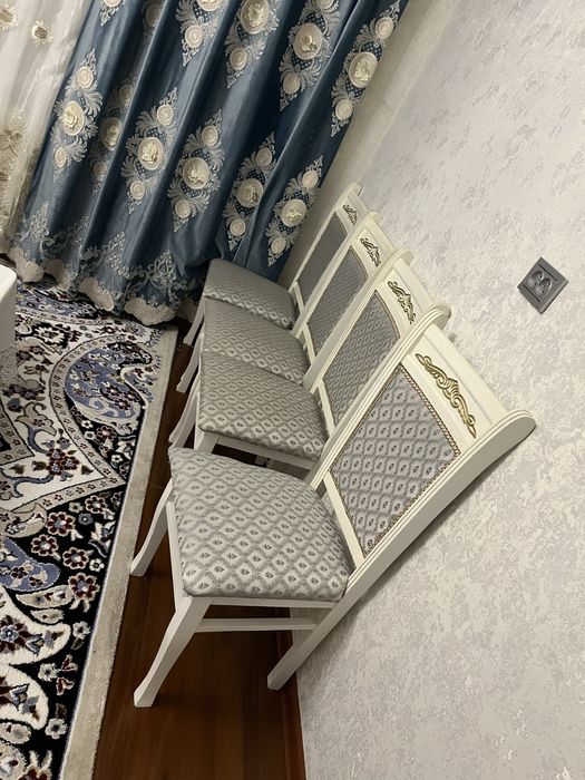 Дамашный стуля средном састаяный