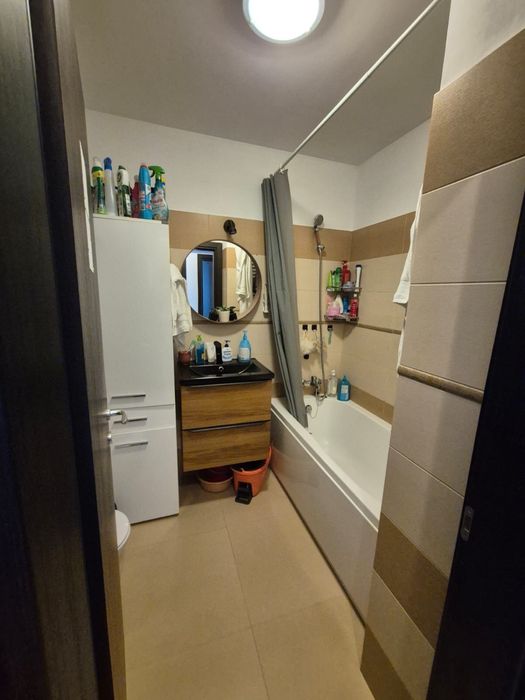 Proprietar - Vand apartament 2 camere decomandat , mobilat si utilat