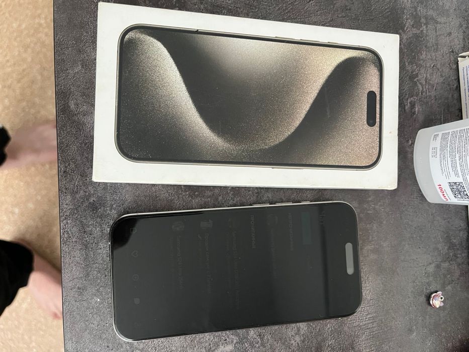 Продам айфон 15 про