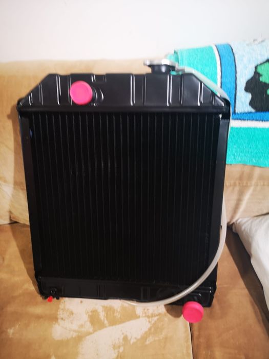 Radiator tractor ford 2000 3000 5000 preț 950 lei