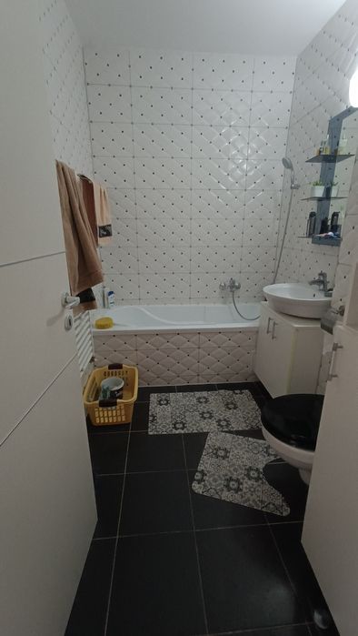 Proprietar apartament 2 camere avangarden 3 bartolomeu+ boxa