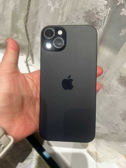 Продам iPhone 15 plus