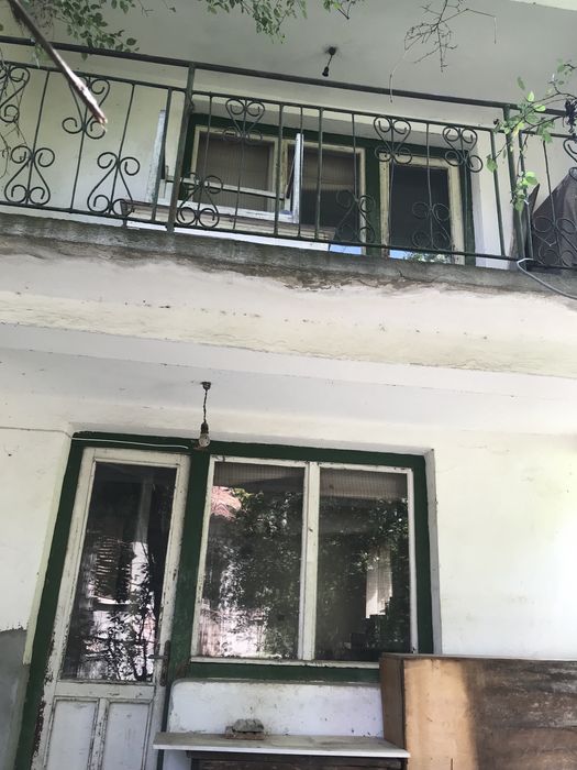 Продава се Къща в София, Медицинска академия - 128 кв.м за 735 €/кв.м - Снимка #1