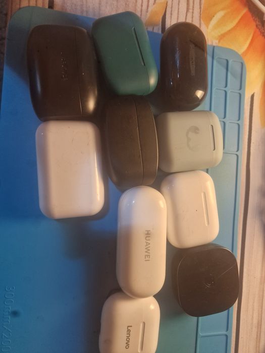 Lot casti,ceasuri smart etc