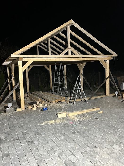 Casa la rosu ,zidarie fundati ,garduri Reparații acoperise  de la A-Z