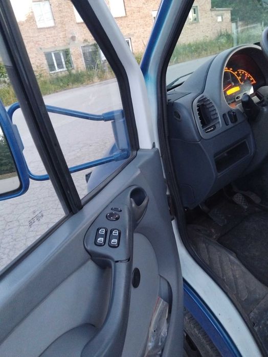 Пътна помощ мерцедес спринтер