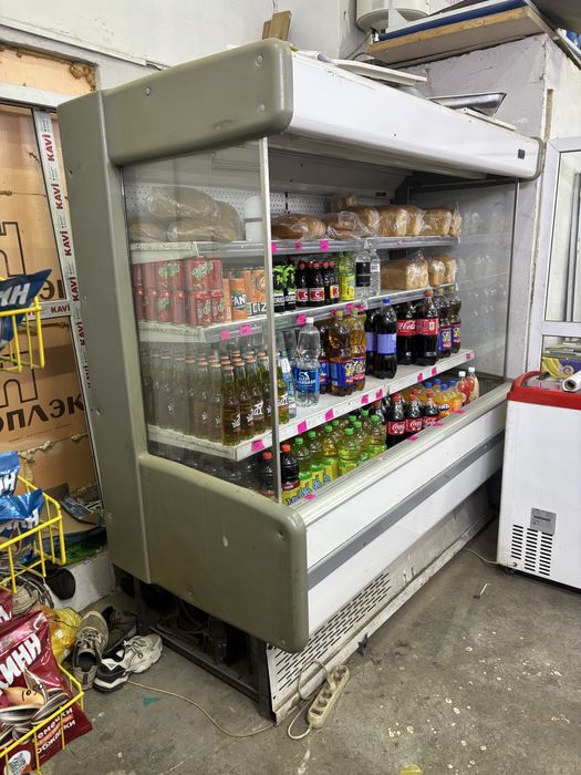 Витринный холодильник горка