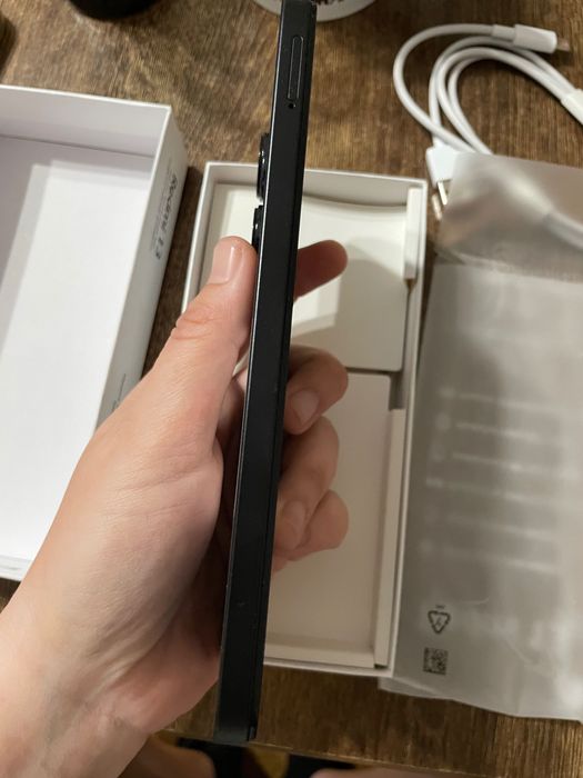 Телефон Redmi 13