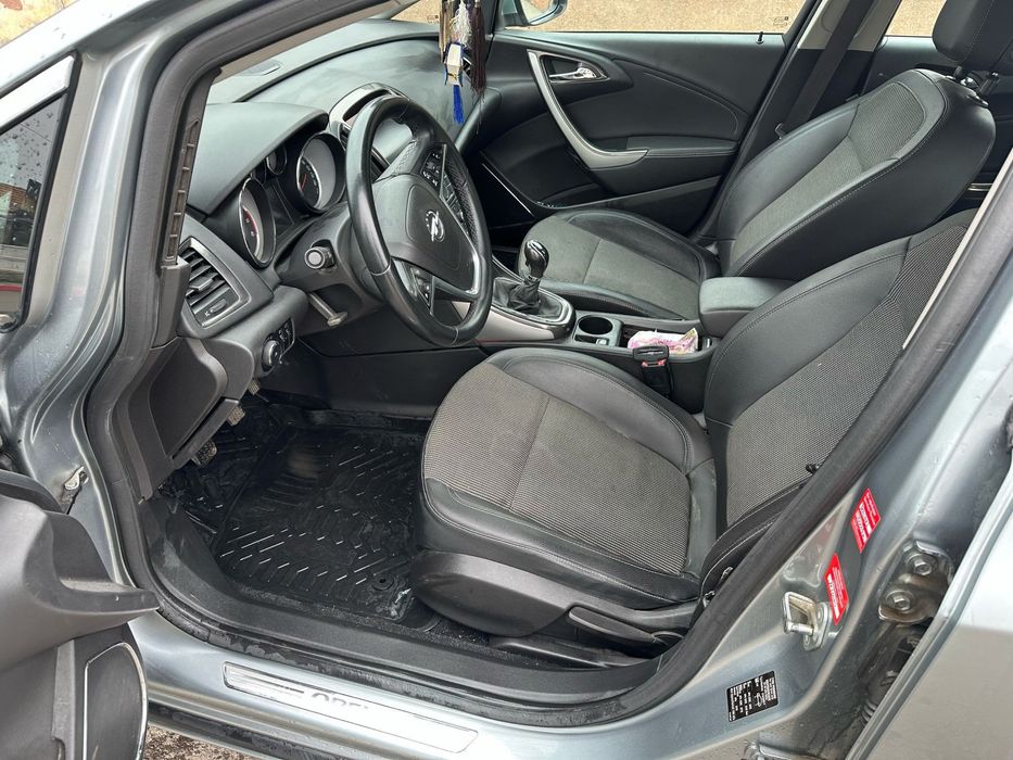 OPEL Astra 2010 — imagine 5