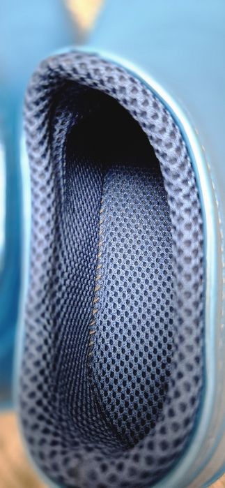 Продам женские галоши