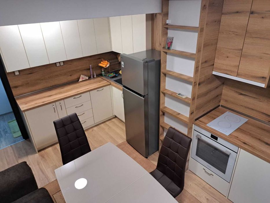 Продава се Многостаен апартамент в Варна, Гръцка махала - 120 кв.м за 2125 €/кв.м - Снимка #2