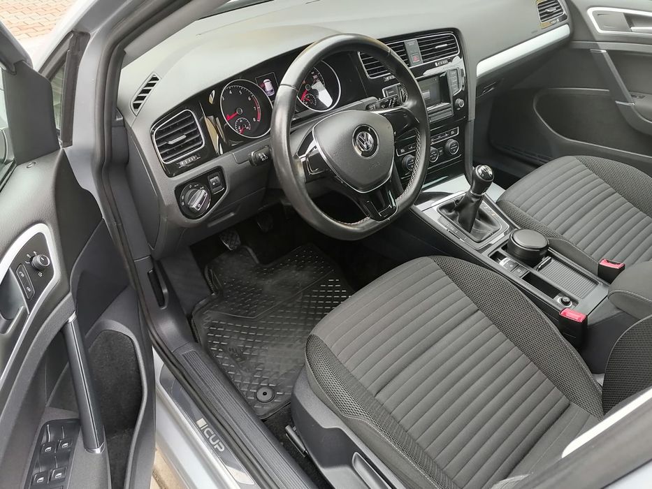 Model  CUP   2014    151.000 km REALI