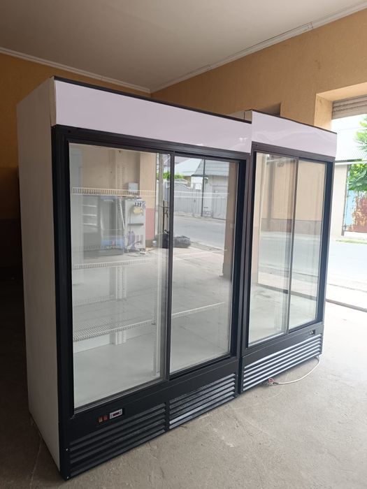 Витриные холодильники