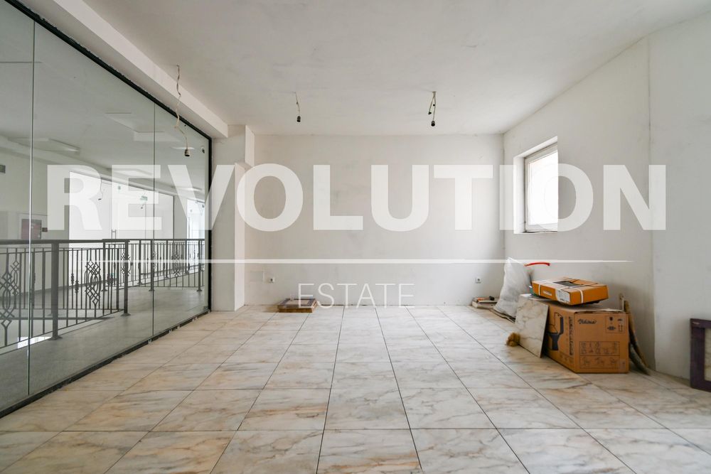 Дава се под наем Офис в София, Център - 35 кв.м за 750 € - Снимка #9