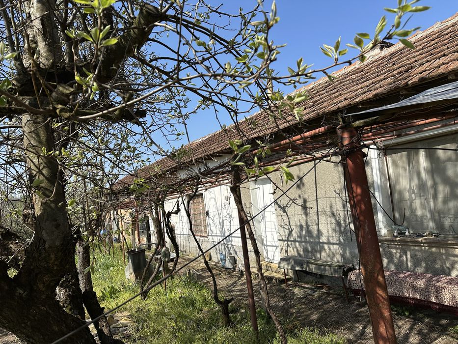 Къща в село Крапчене