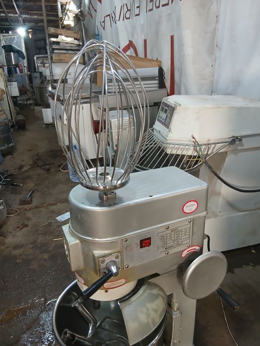 Mekser 30 letrlik 220v