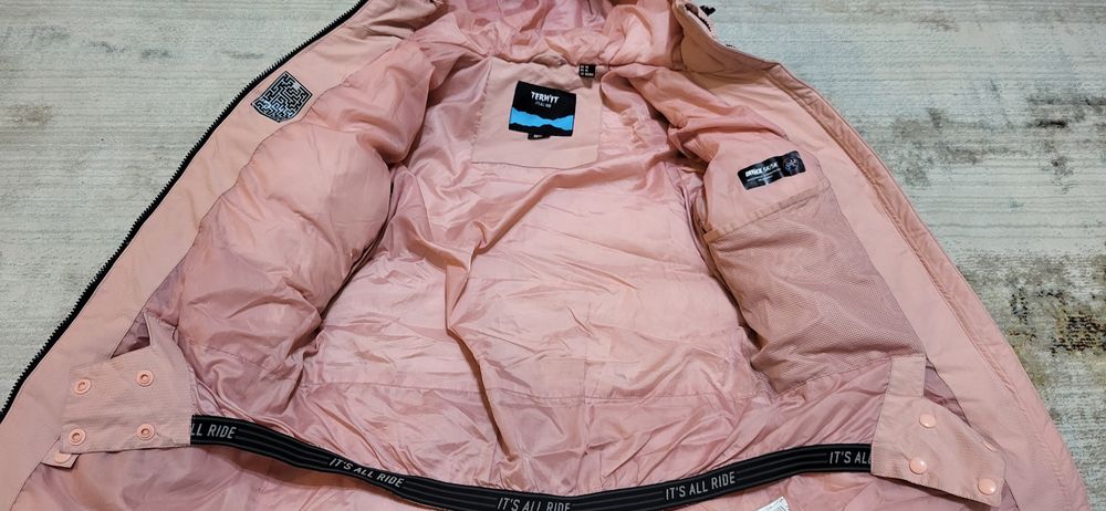 Пуховик зимний Termit. Размер Xs-40.