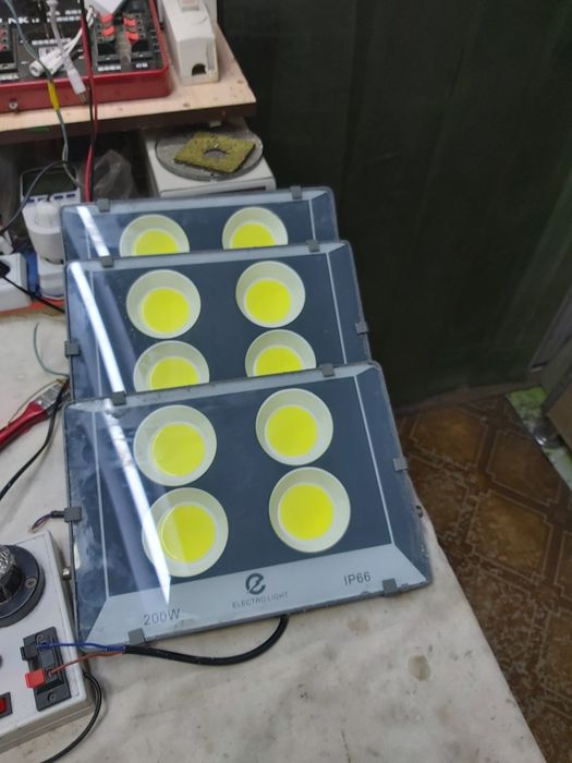 Ремонт всех видов прожекторов!