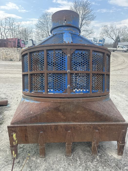 Dezmebrari utilaje, vanzari utilaje, atasamente si camioane.