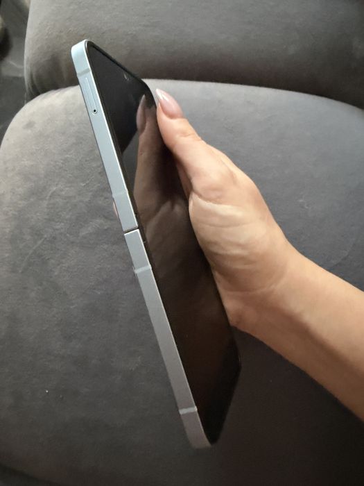 Samsung galaxy Z flip6