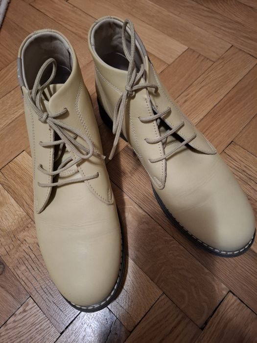 Дамски бота от естествена кожа