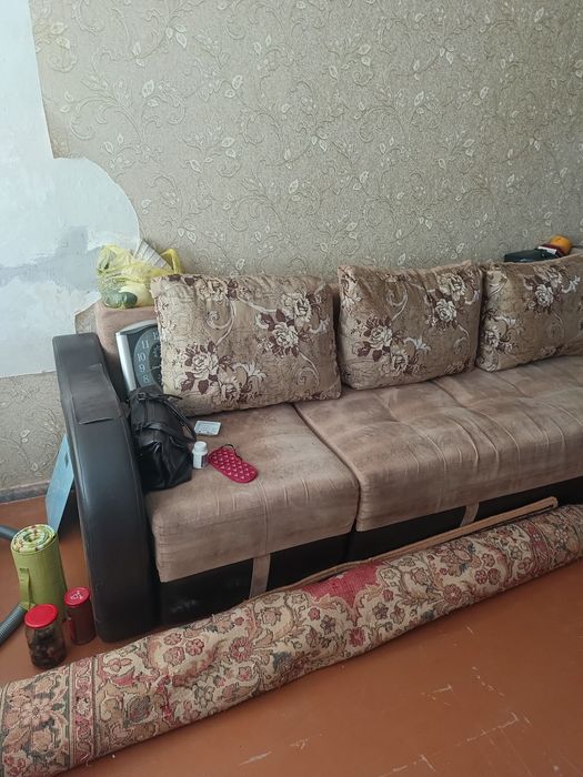 Продам диван 20.000