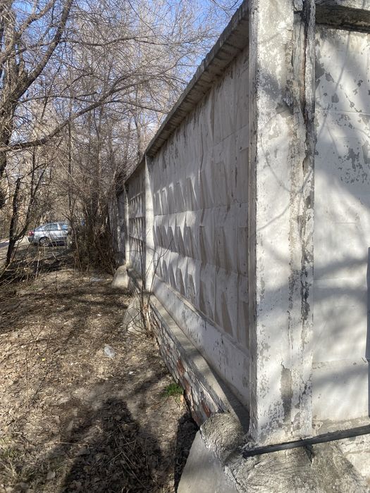 Бетонные заборные плиты