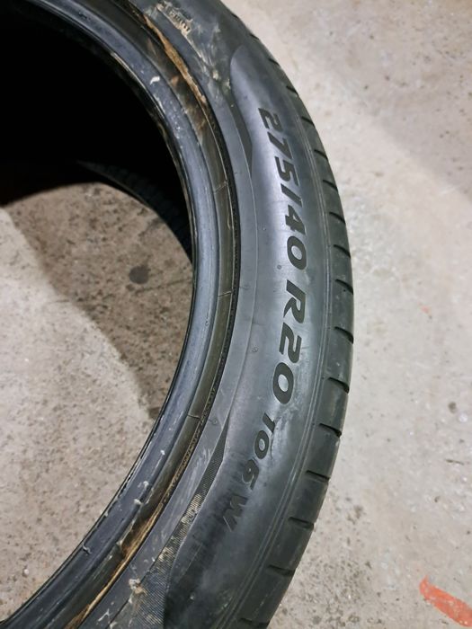 2 anvelope 275/40 R20 Pirelli runflat