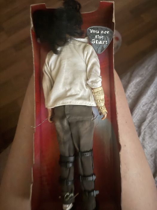 Vand statuie Michael Jackson. Din anul 2009.
