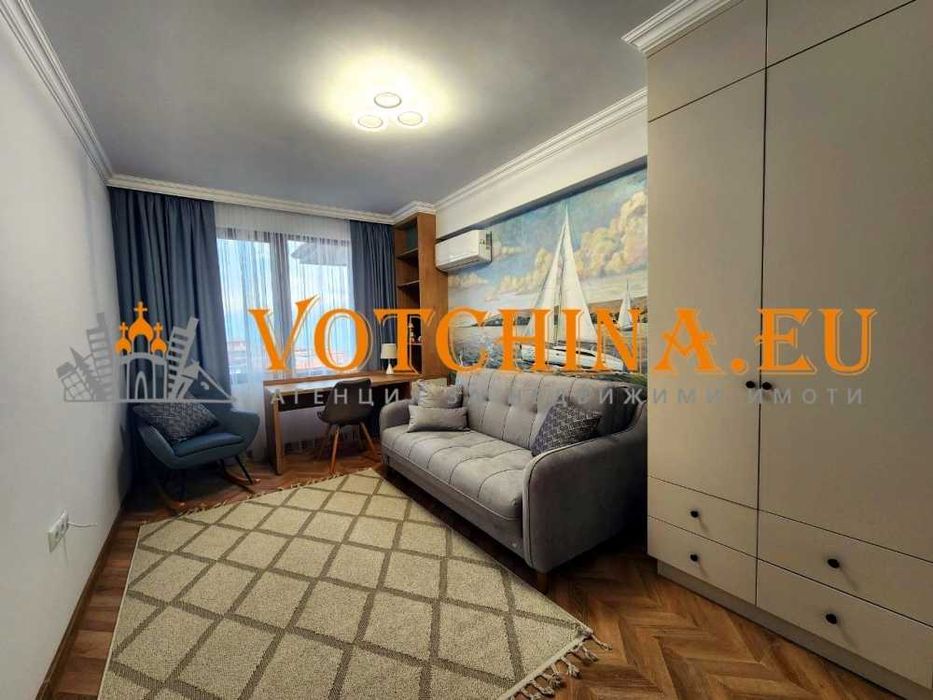 Продава се Тристаен апартамент в Свети Влас - 110 кв.м за 2182 €/кв.м - Снимка #16