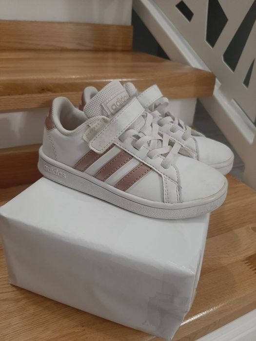 Adidas fete marimea 28