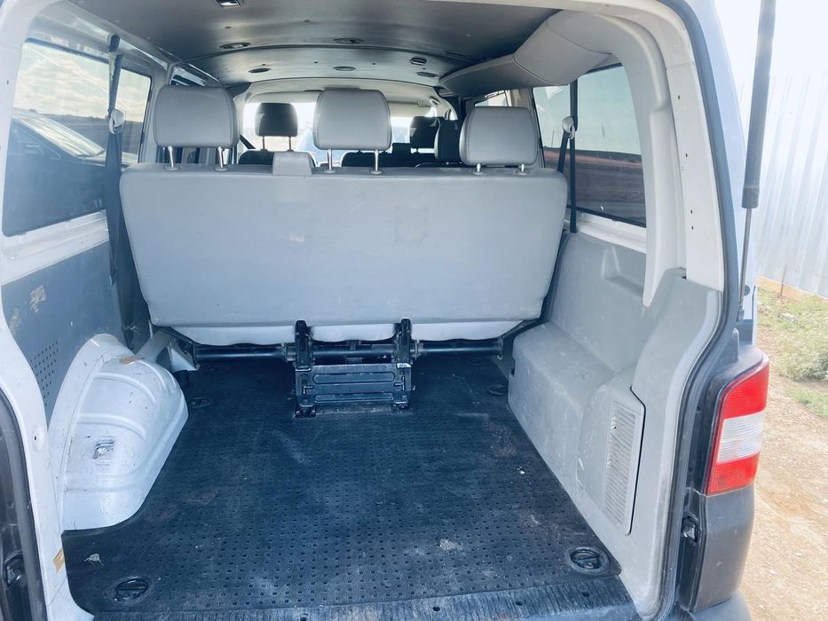 VW transporter T5 2.0tdi 102hp 2010 на части