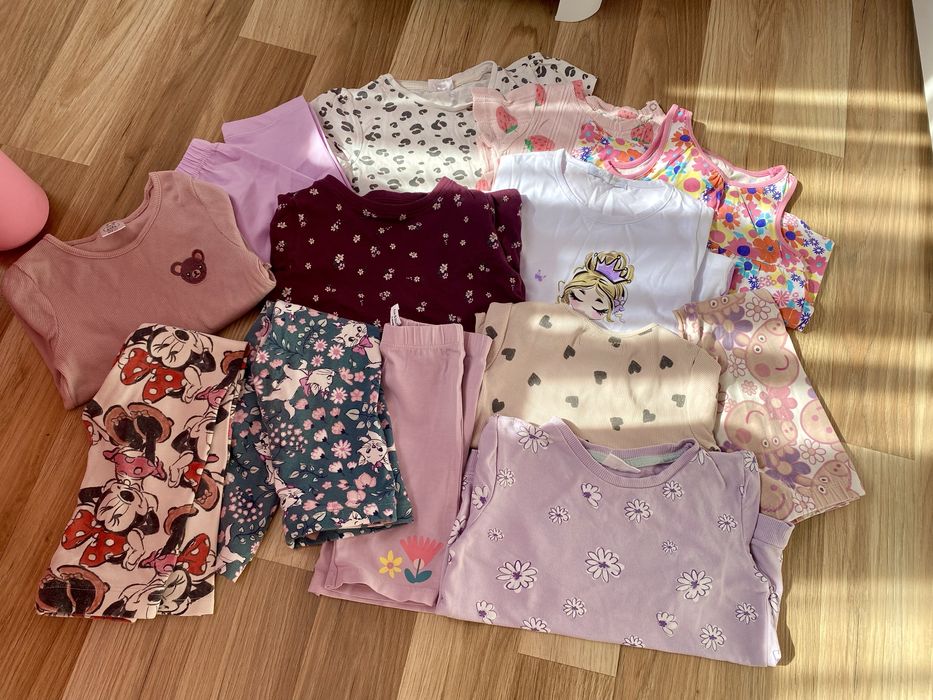 Лот дрешки за момиче 98/104