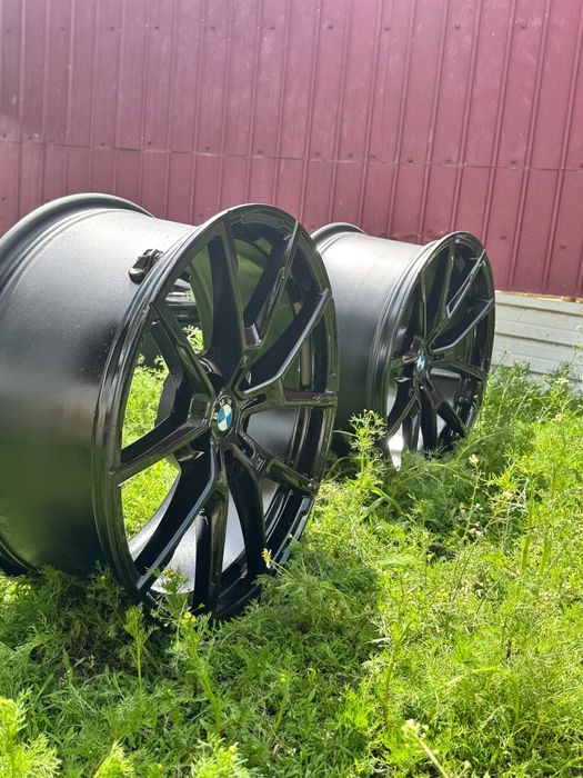 Vând jante bmw r19
