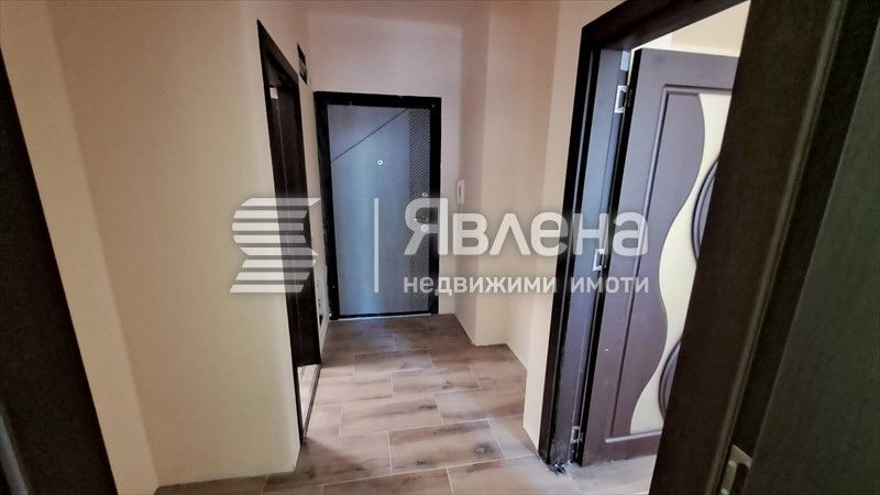 Продава се Двустаен апартамент в Варна, Кайсиева градина - 68 кв.м за 1852 €/кв.м - Снимка #5
