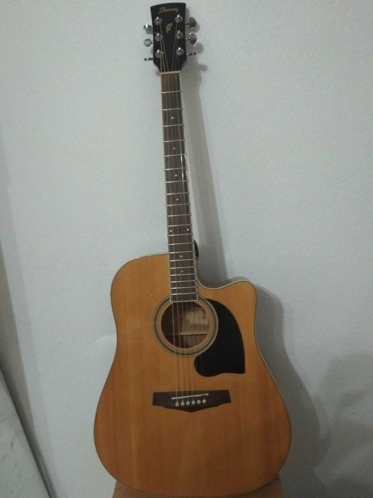 Отличная электроакустическая гитара Ibanez