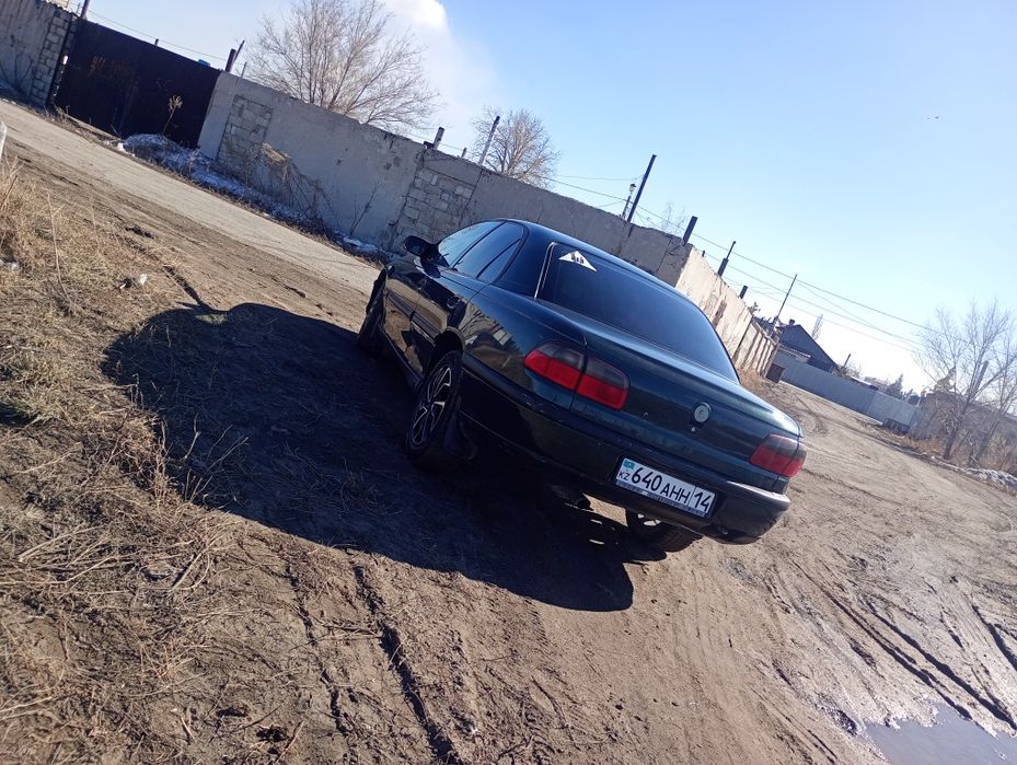 Продам запчасти Опель. Омега б