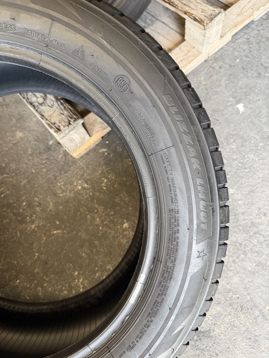 4 anvelope iarna 225/55/17 , Bridgestone , RunFlat , 6.5 mm