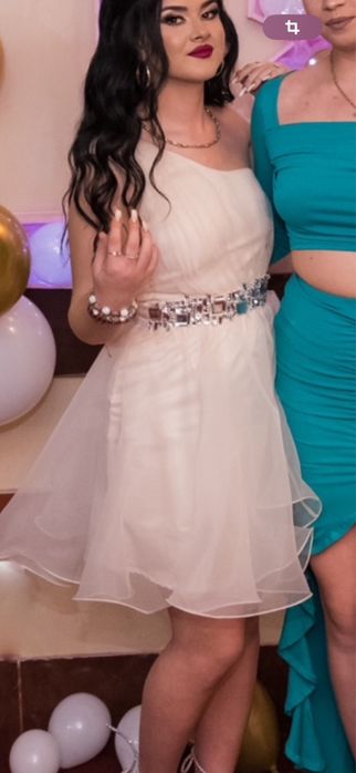 Vand rochie de seara