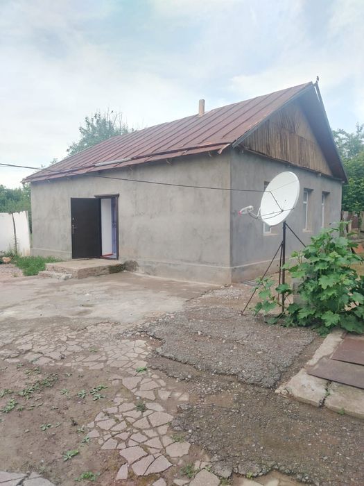 Үй сатылады, саудасы бар!