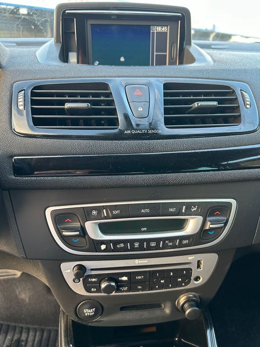Vând Renault megane