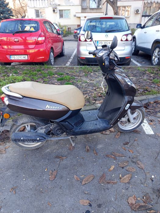 Продавам 2 бр Скутера Сунсто Пежо