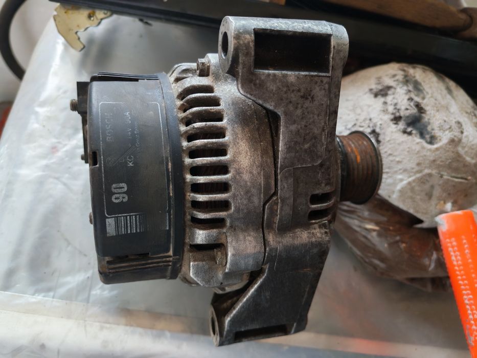 Двигатель Мерседес 111