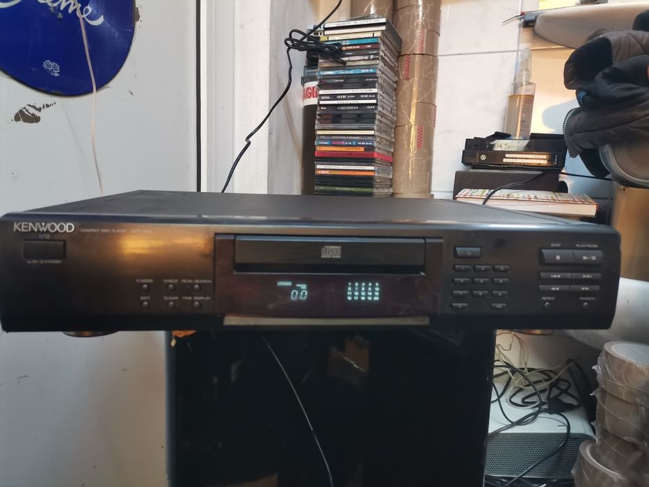 Kenwood cd  pt piese sau restaurare