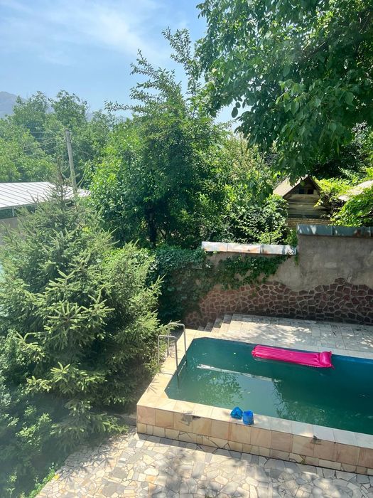 Продам уютную,готовую дачу,в посёлке Чарвак