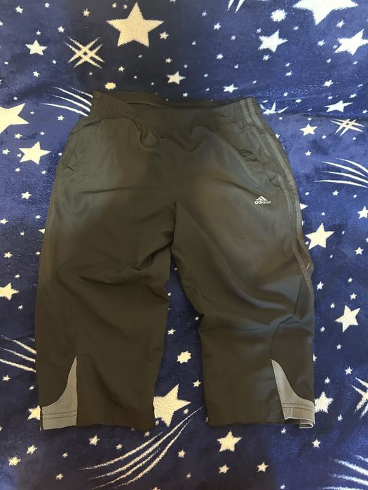 Pantaloni trei sfert