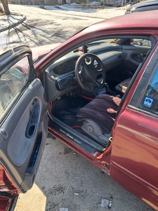 Мазда кронос  продам